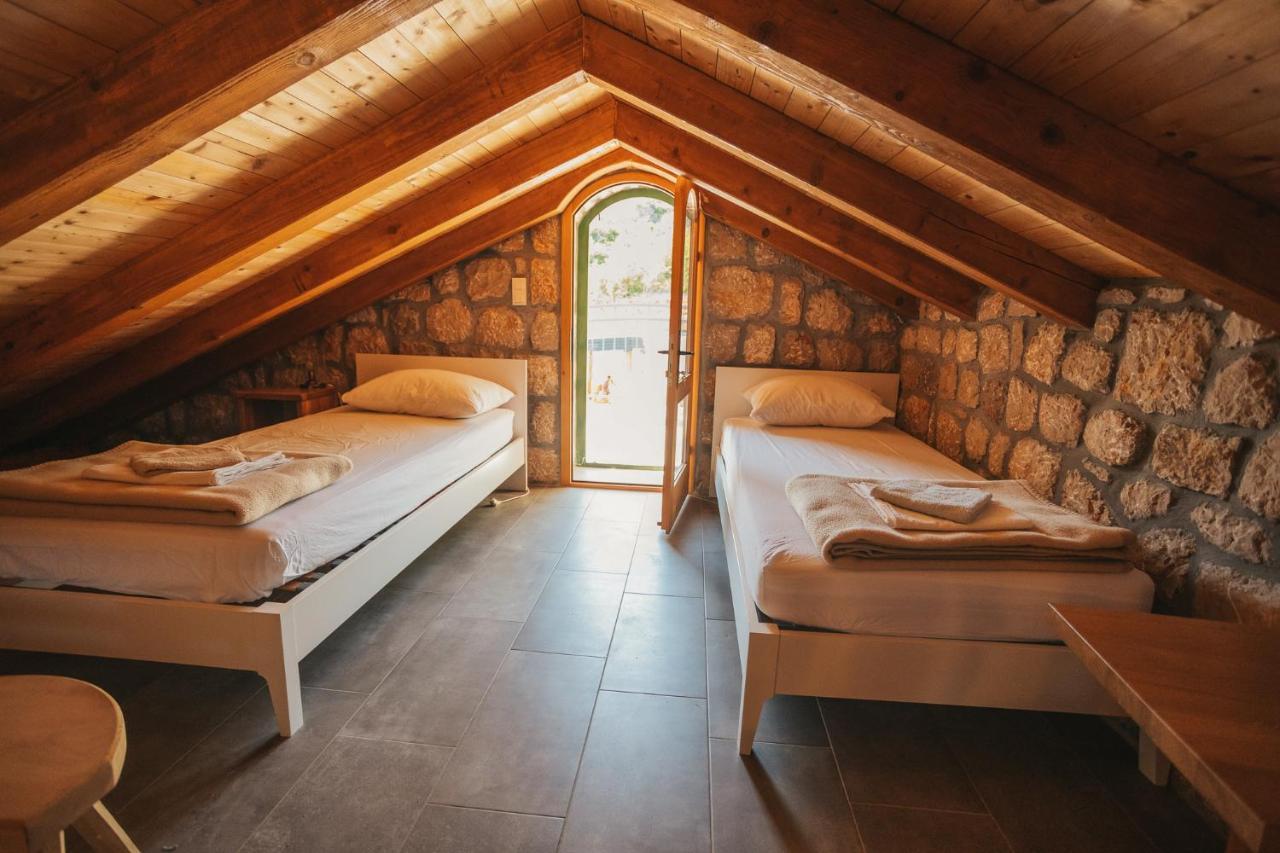 River huts Zrmanja Obrovac Exterior foto