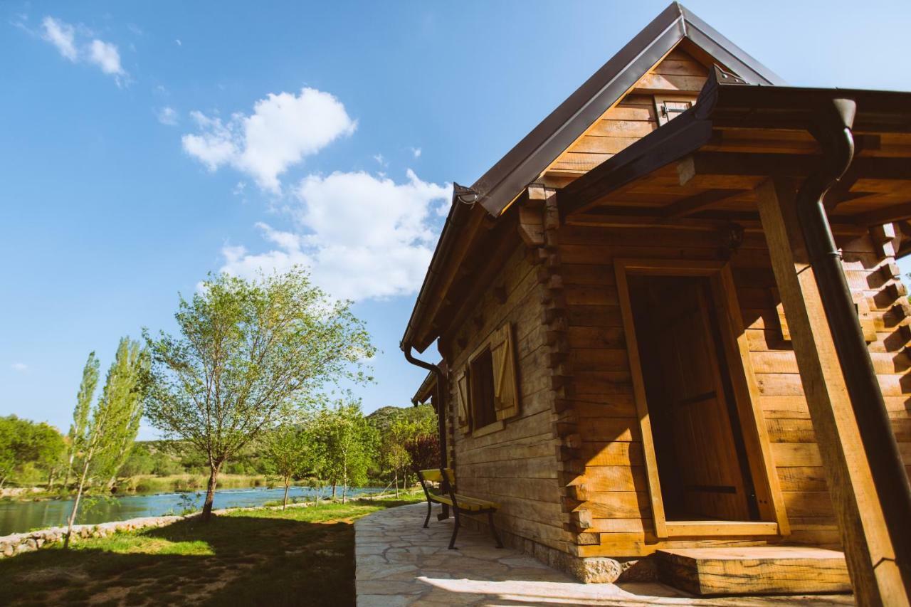 River huts Zrmanja Obrovac Exterior foto